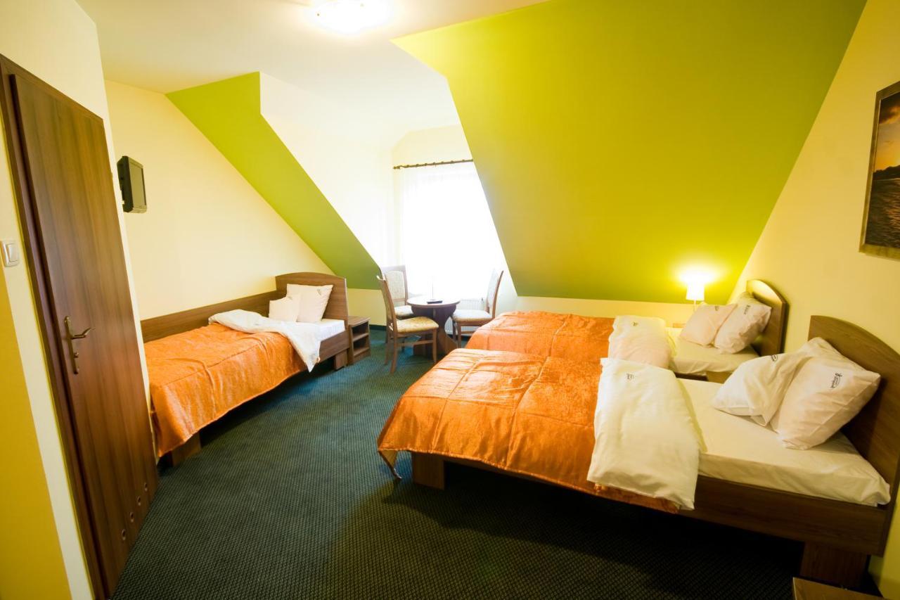 Hotel Gosciniec Horyzont Zemborzyce Tereszynskie Bagian luar foto