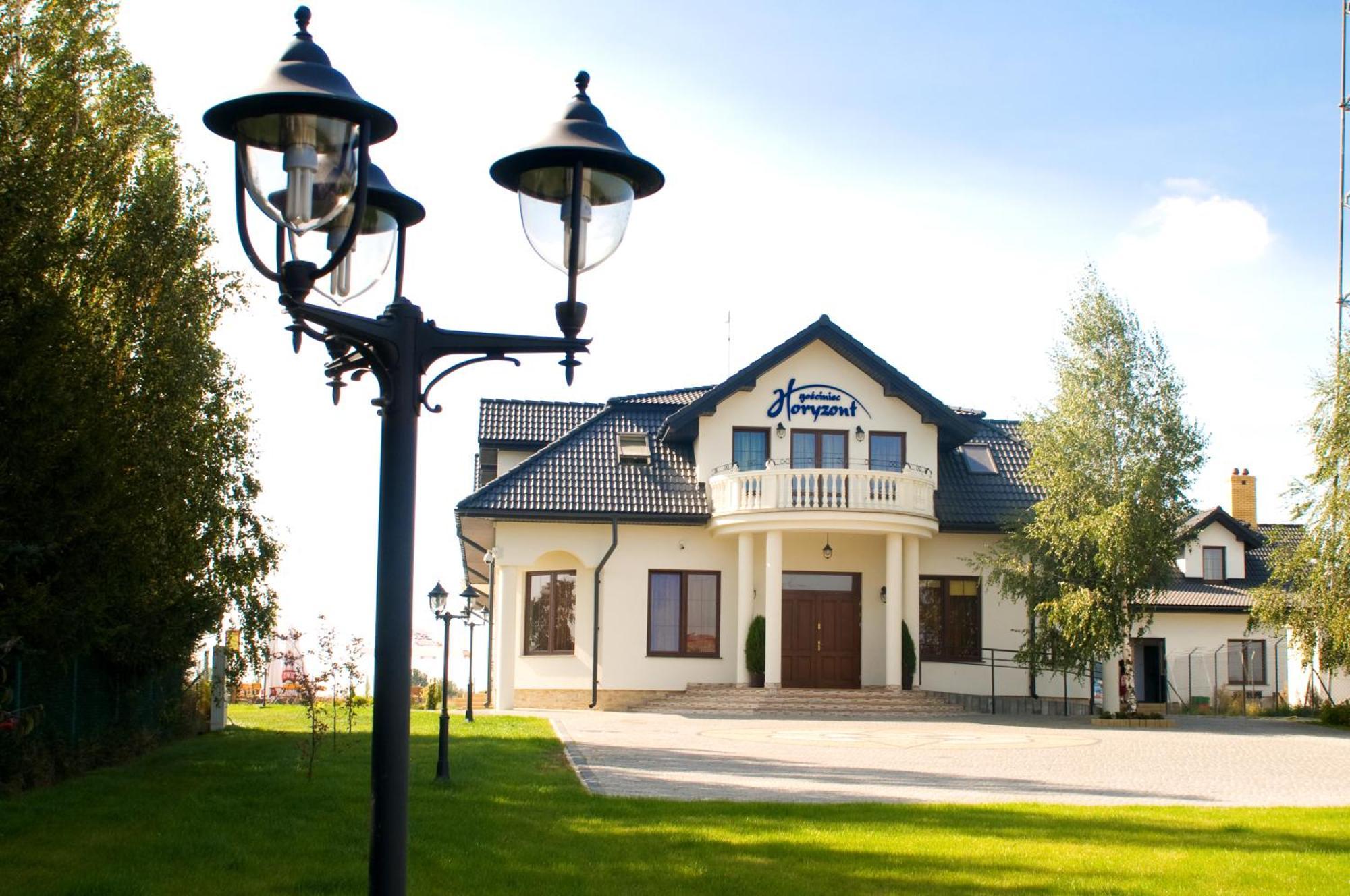 Hotel Gosciniec Horyzont Zemborzyce Tereszynskie Bagian luar foto