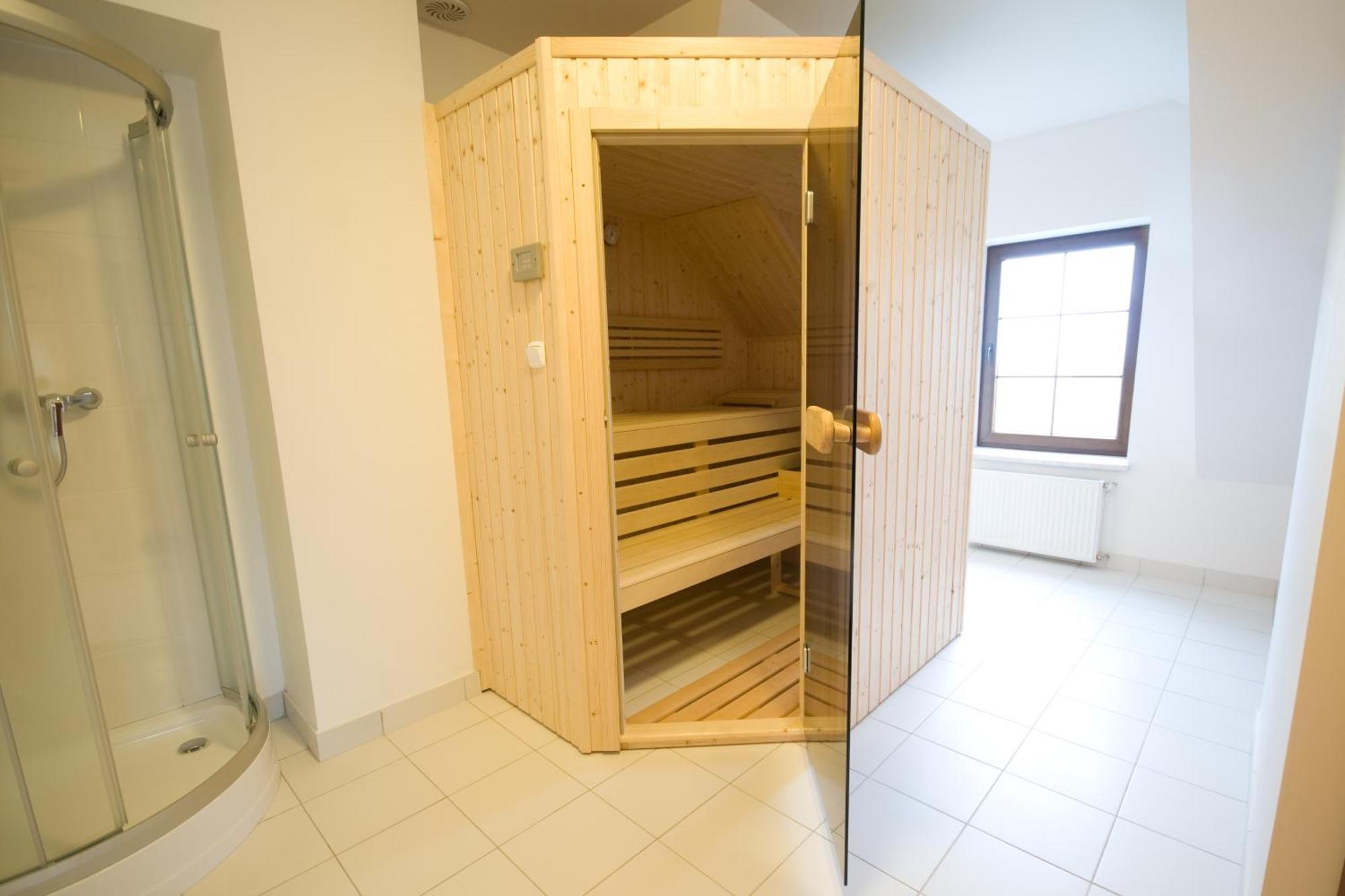 Hotel Gosciniec Horyzont Zemborzyce Tereszynskie Bagian luar foto